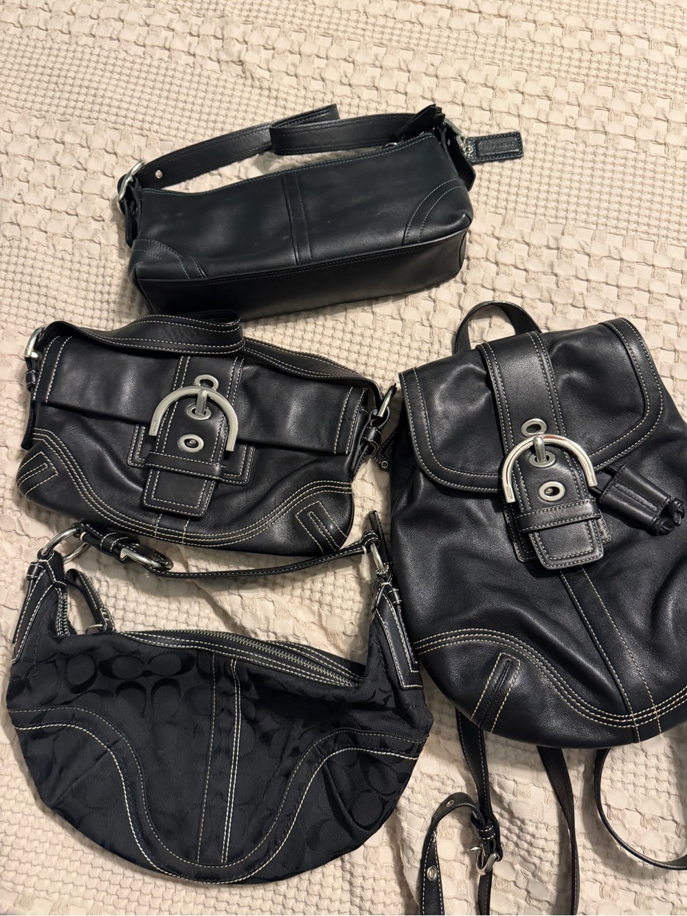 4pc classic coach bags bundle - Picture 4 of 4